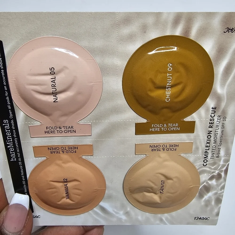 bare Minerals Complexion Rescue Tinted Moisturer With SPF 30 3-in-1 Set Of Four